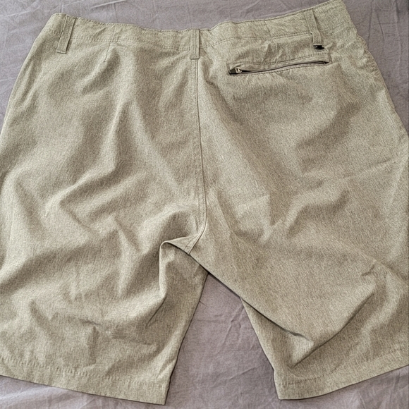32 Degrees Denali Shorts - Picture 2 of 3